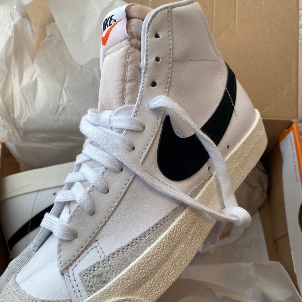 Nike Mid Blazer 77